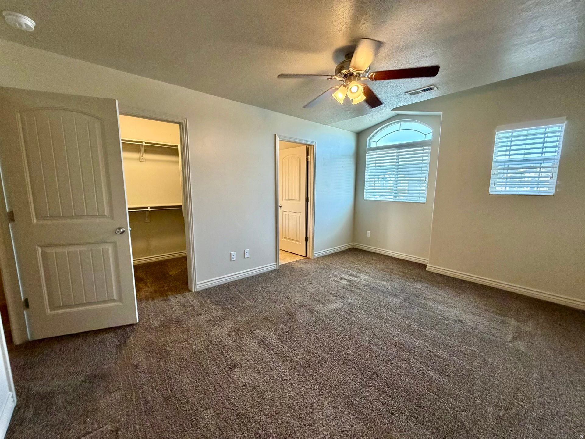 CAMELOT COVE - Residential