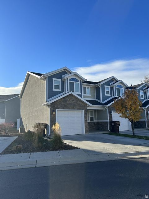 Photo of 1157 W EXCALIBUR WAY, West Haven, UT 84401 (MLS # 2140561)