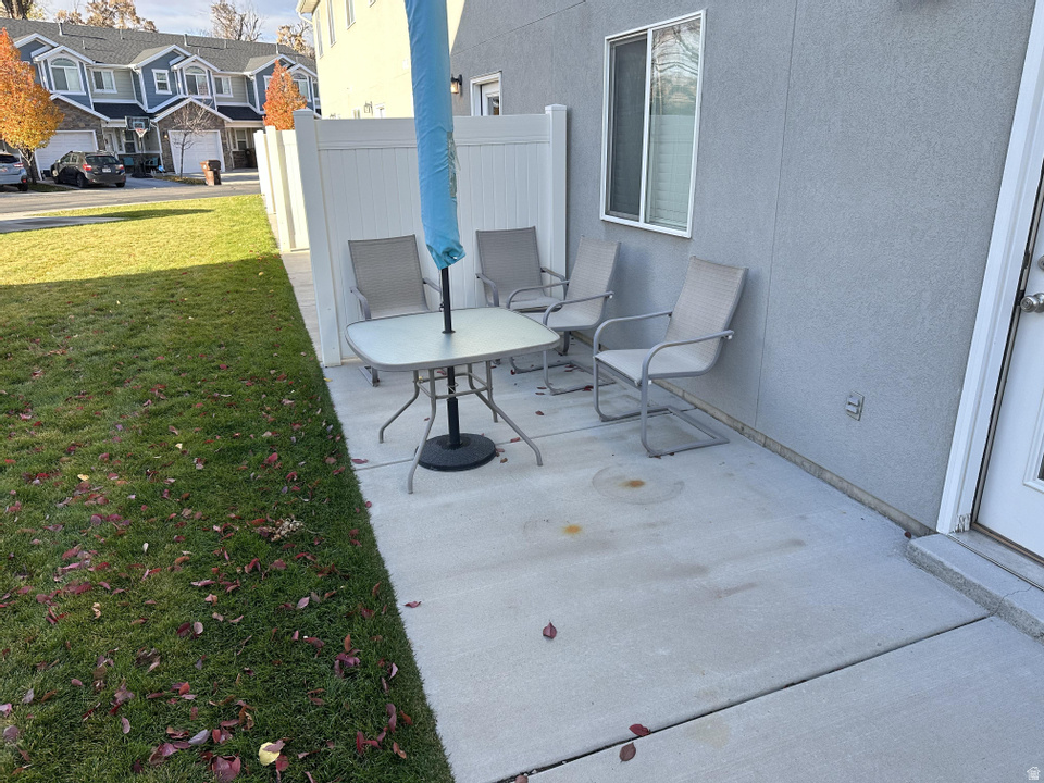 CAMELOT COVE - Residential