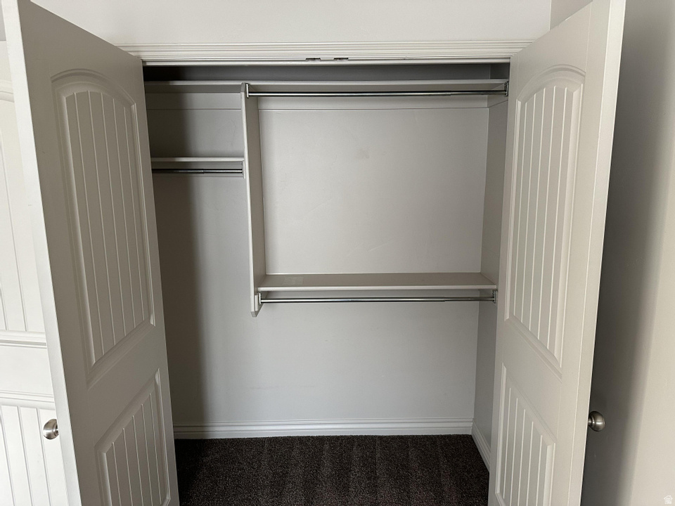 CAMELOT COVE - Residential