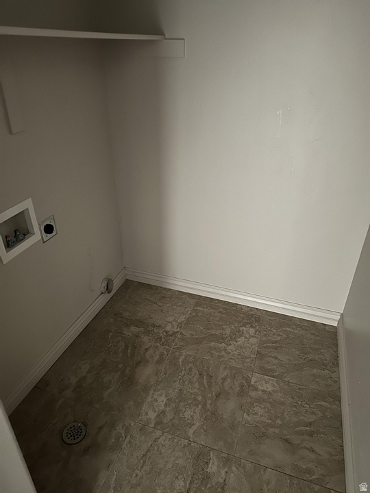 CAMELOT COVE - Residential