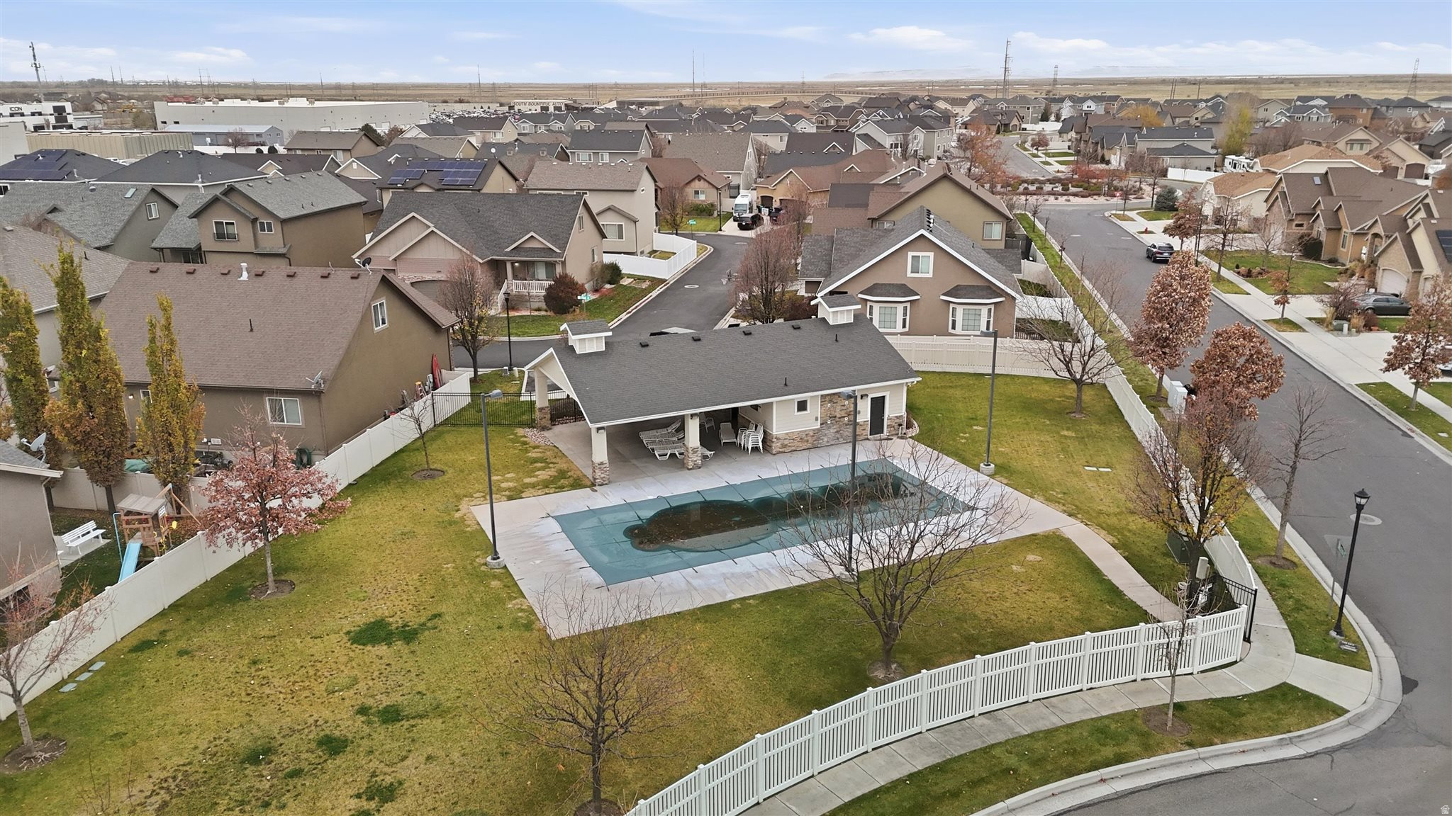 VALENTINE ESTATES - Residential