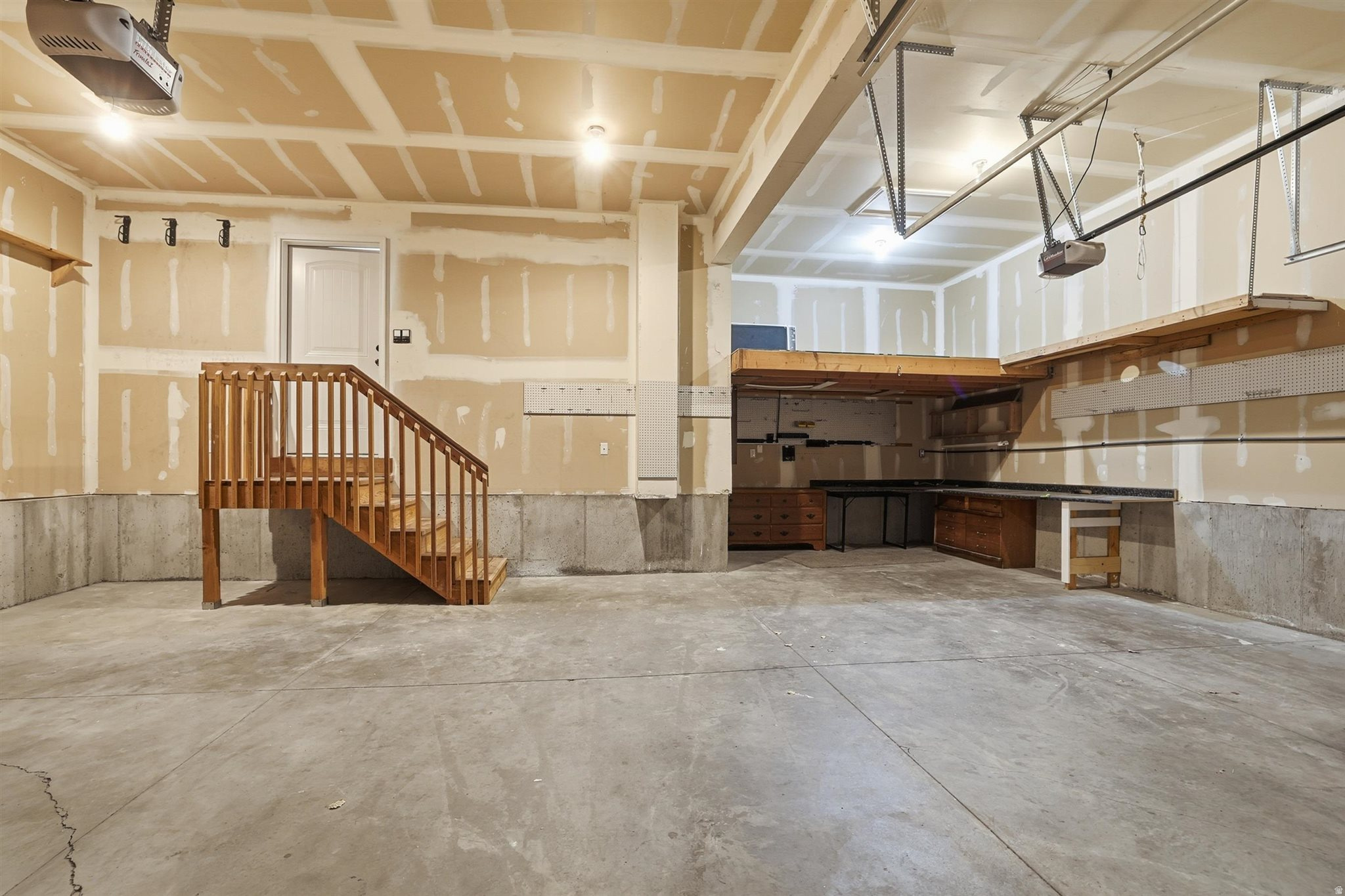 VALENTINE ESTATES - Residential