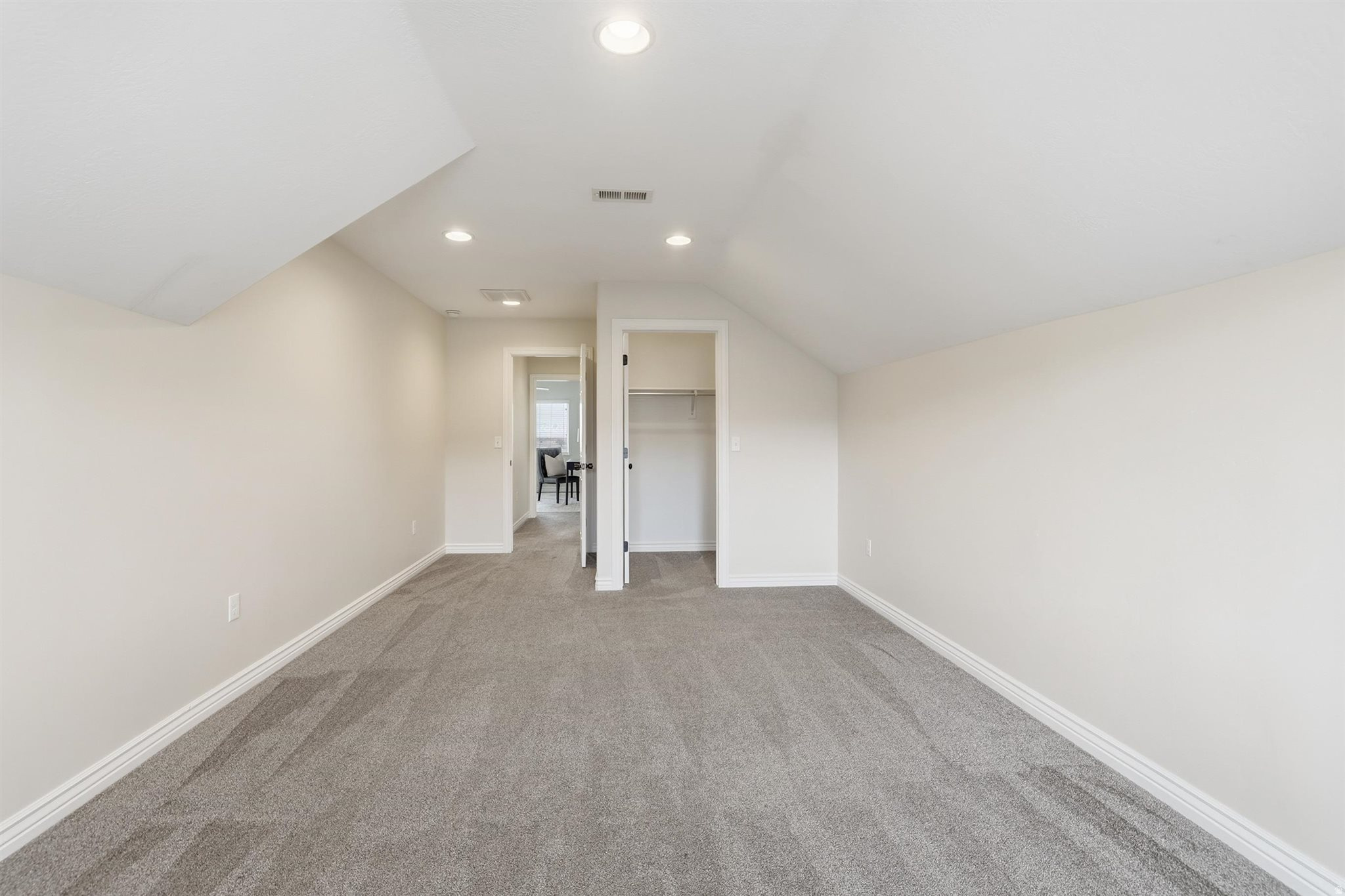 VALENTINE ESTATES - Residential