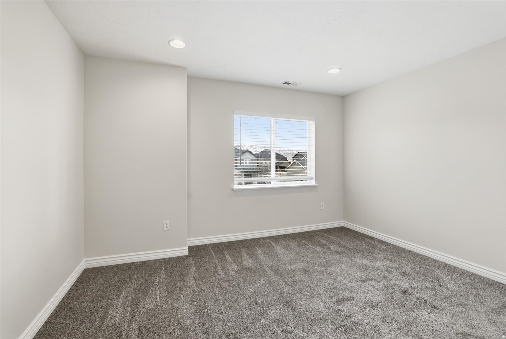 VALENTINE ESTATES - Residential