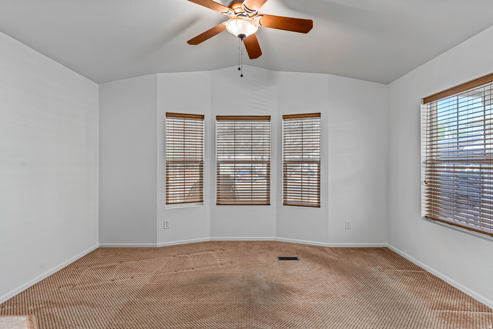 WORLDWIDE SUN RESORT 1 - Residential