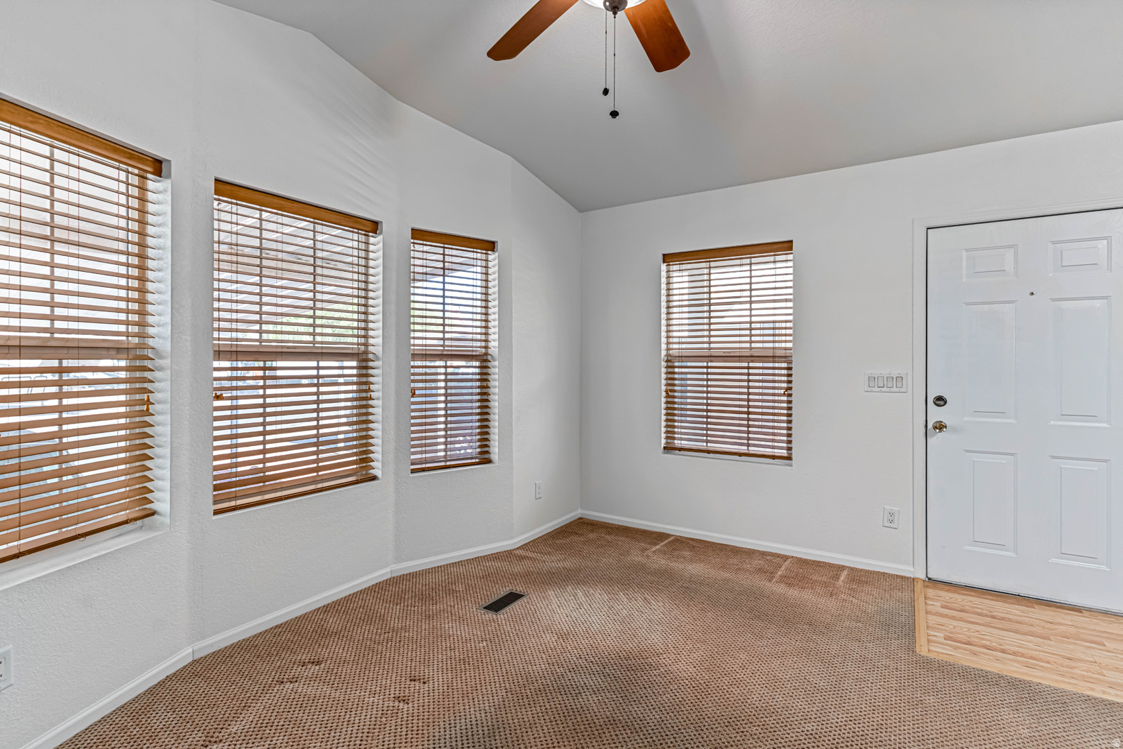 WORLDWIDE SUN RESORT 1 - Residential