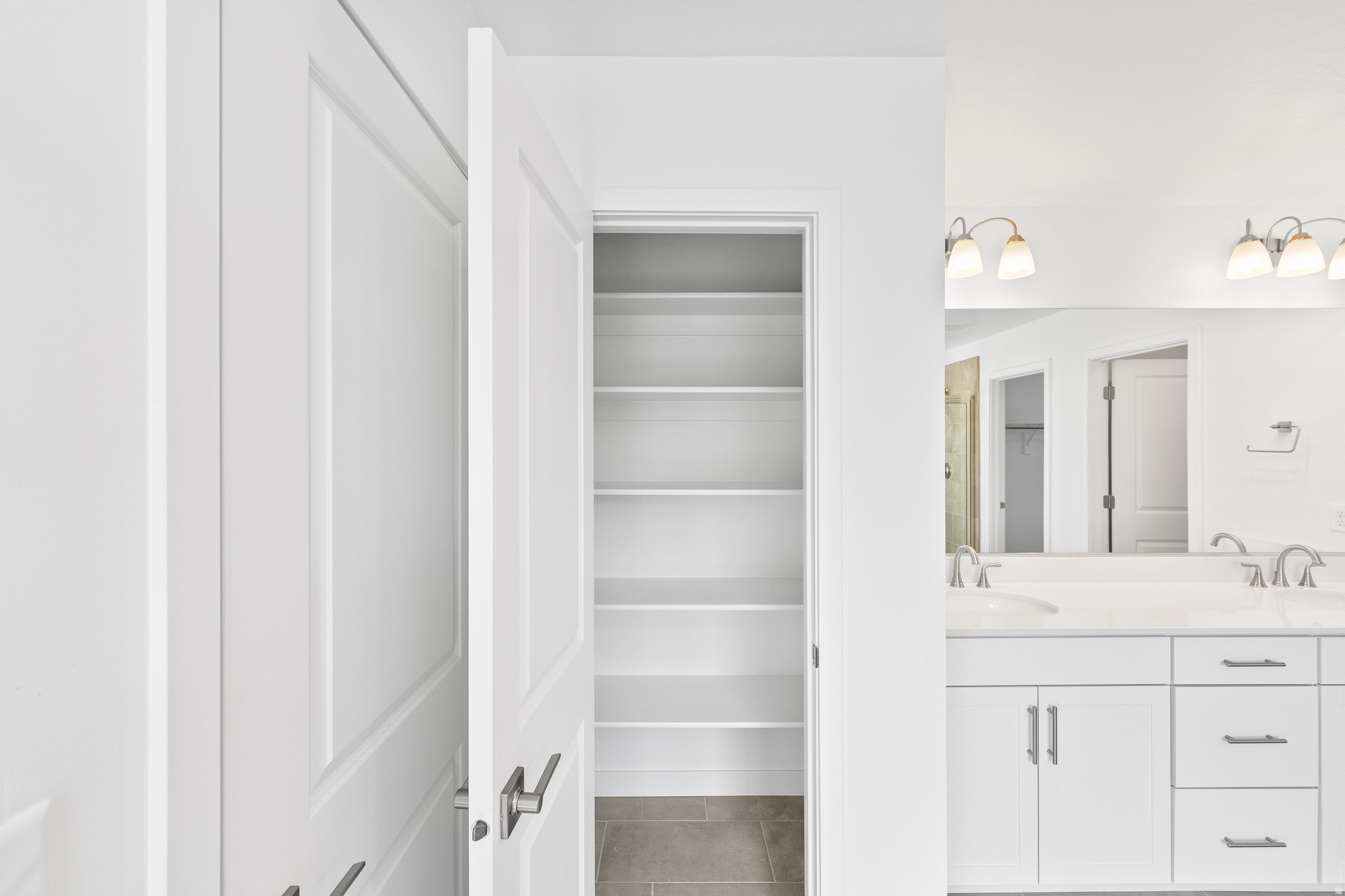 PONY EXPRESS ESTATES - Residential