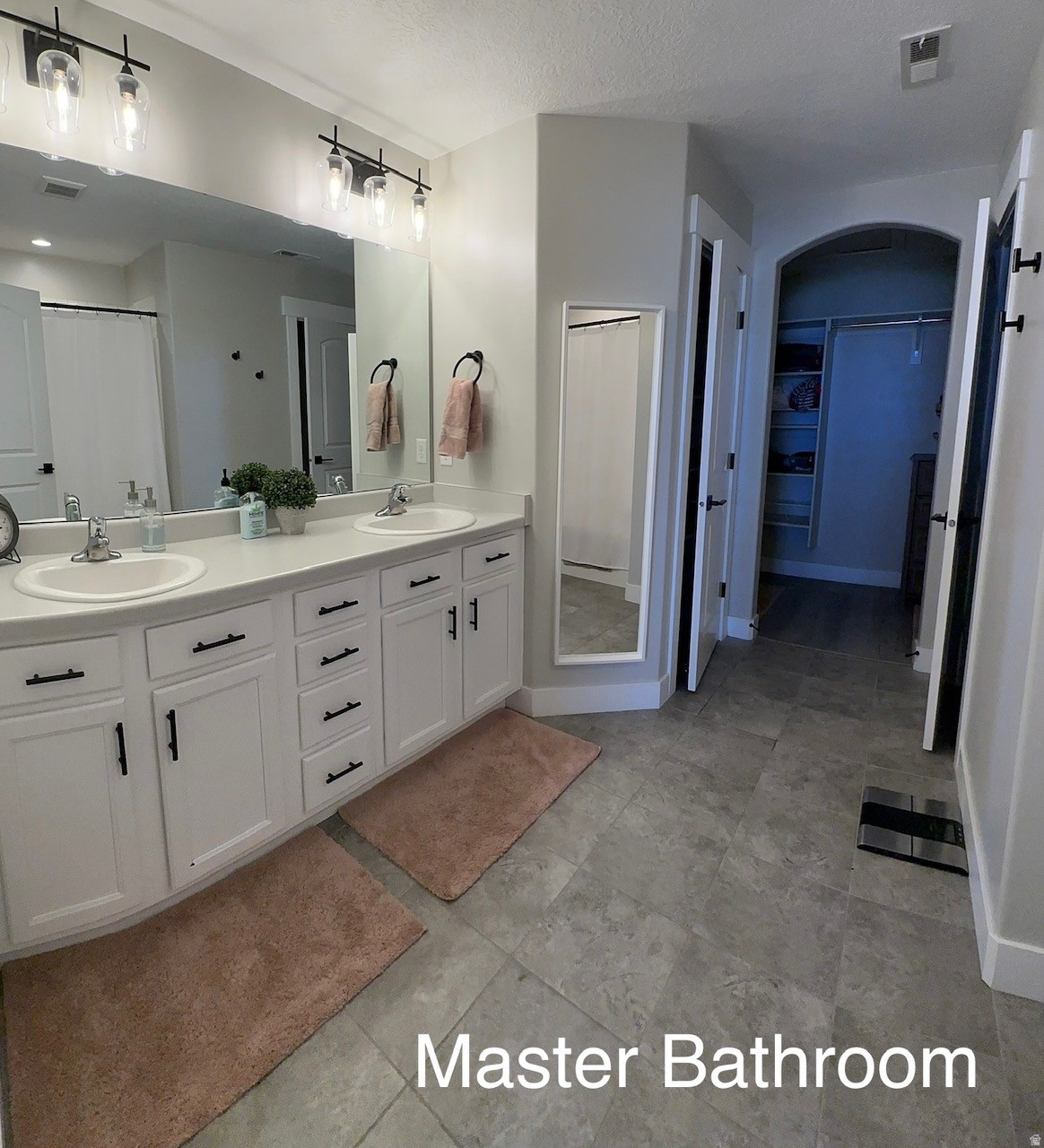 SKY RIDGE TOWNHOMES - Residential