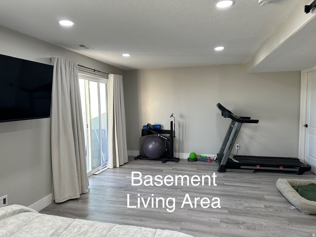 SKY RIDGE TOWNHOMES - Residential