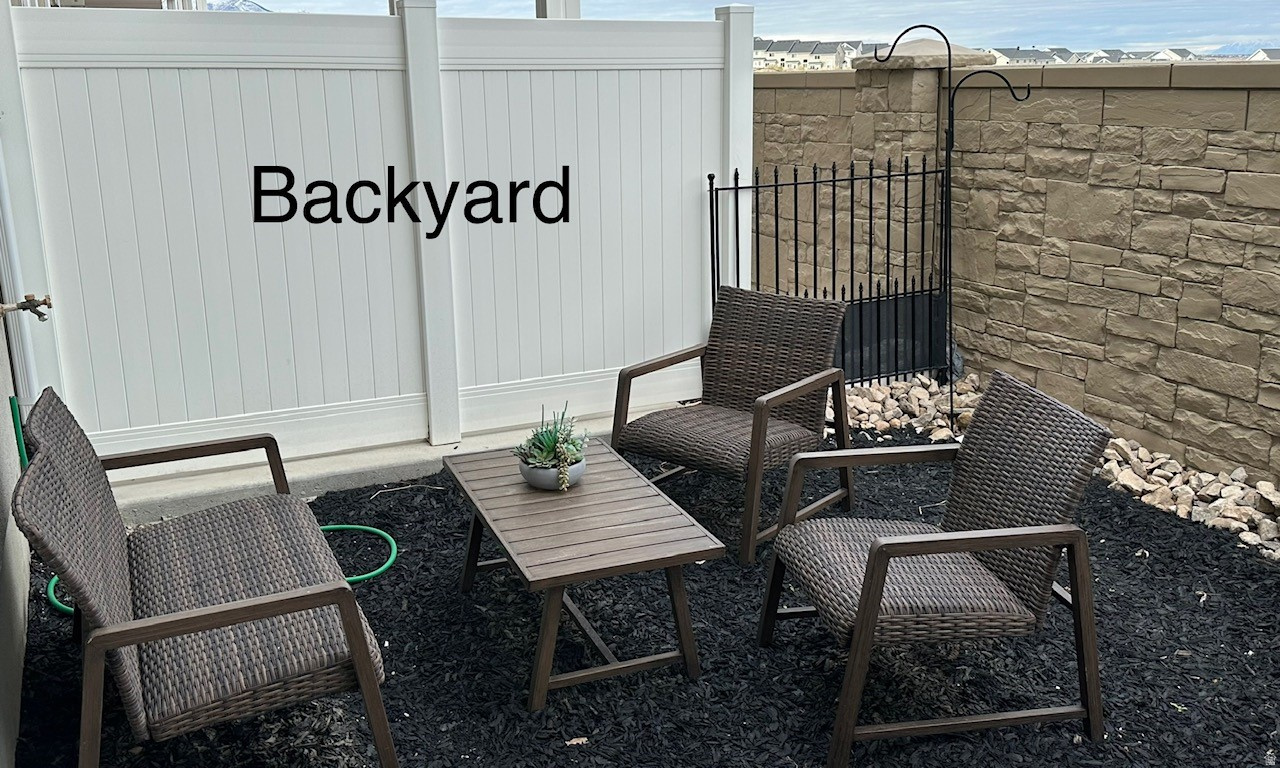 SKY RIDGE TOWNHOMES - Residential