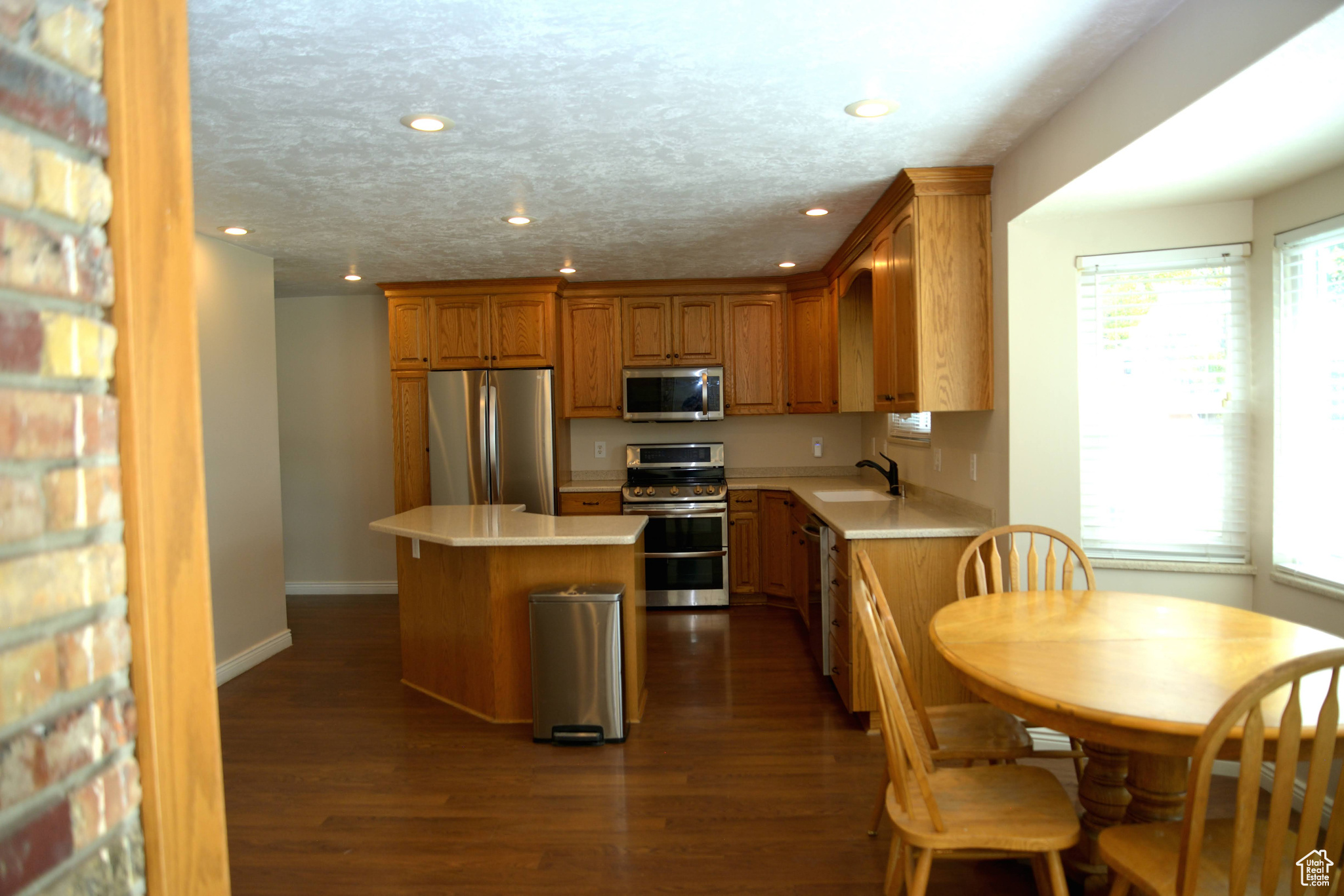 HARVEST ESTATES - Residential