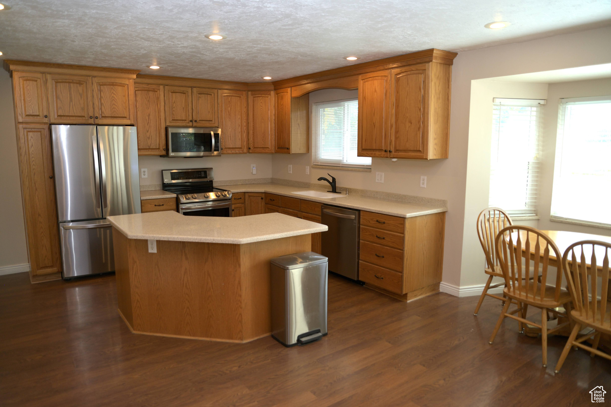 HARVEST ESTATES - Residential