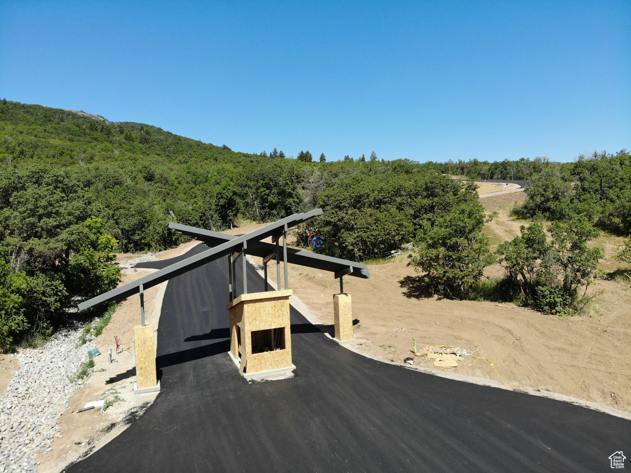 ARROWLEAF PUD - Land