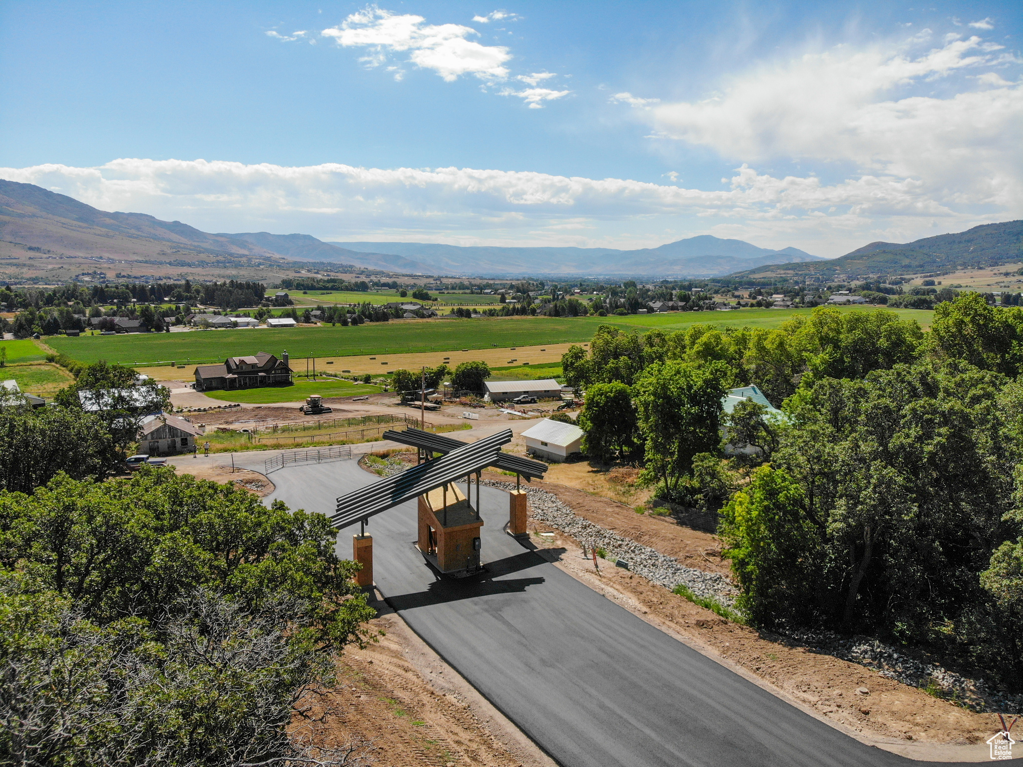 ARROWLEAF PUD - Land