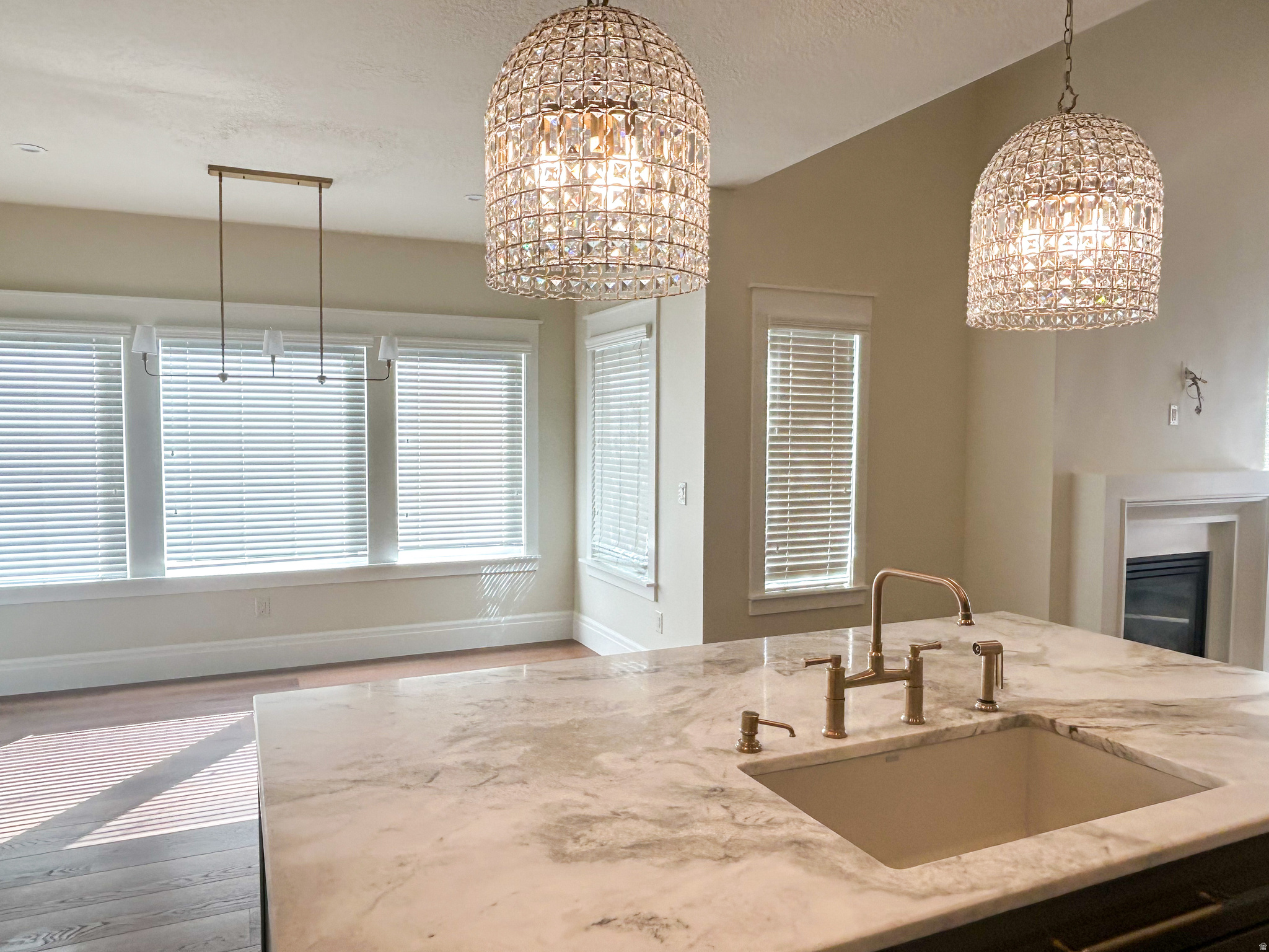 DAYBREAK - Residential