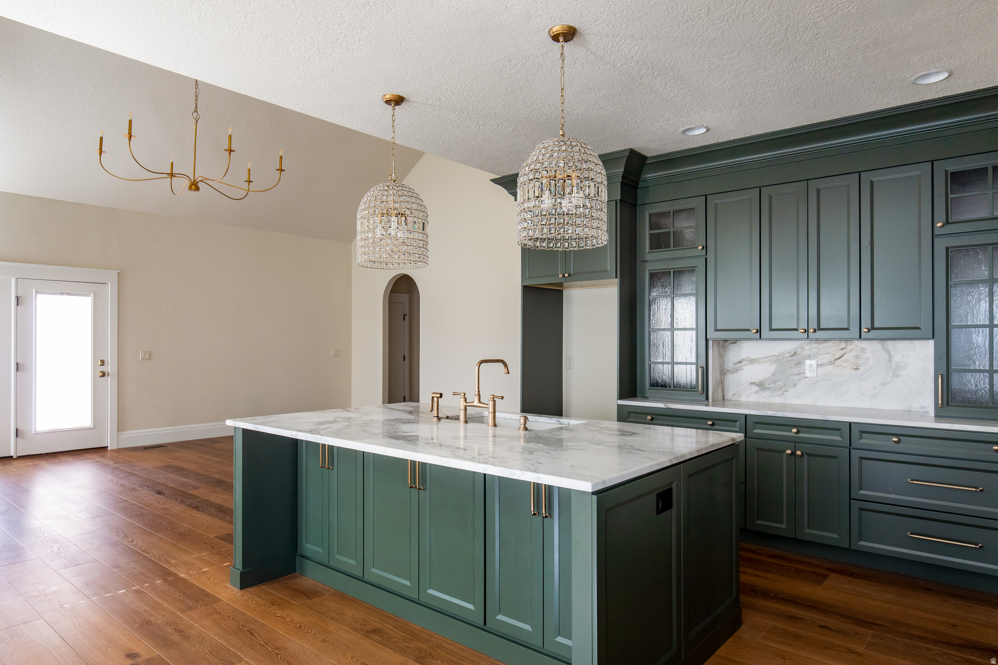 DAYBREAK - Residential