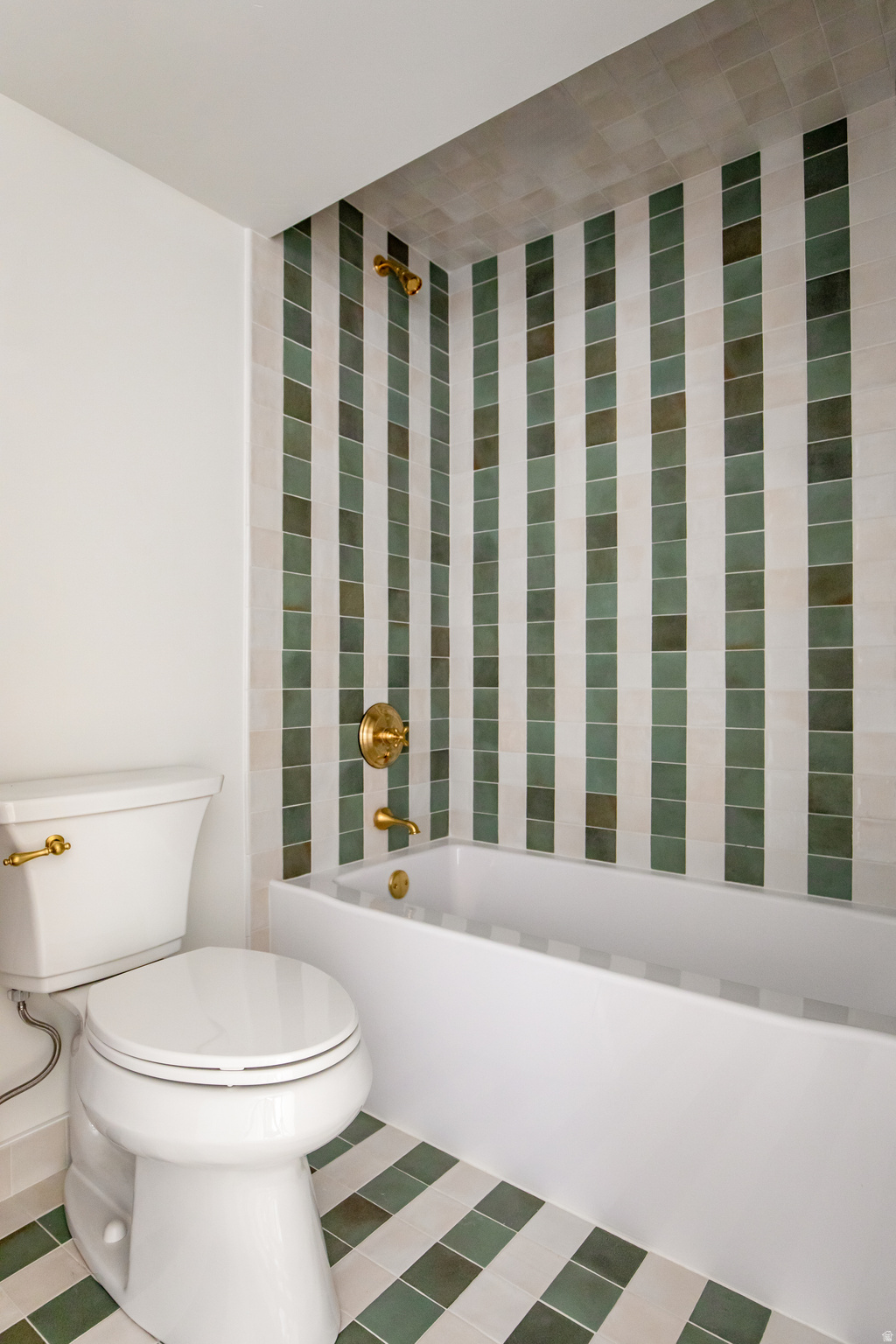 DAYBREAK - Residential