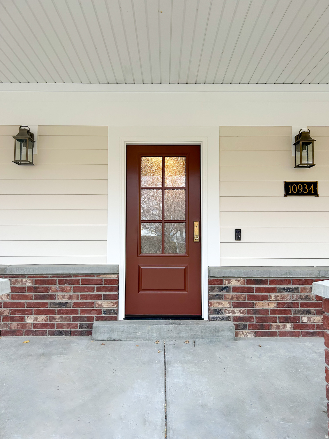 DAYBREAK - Residential