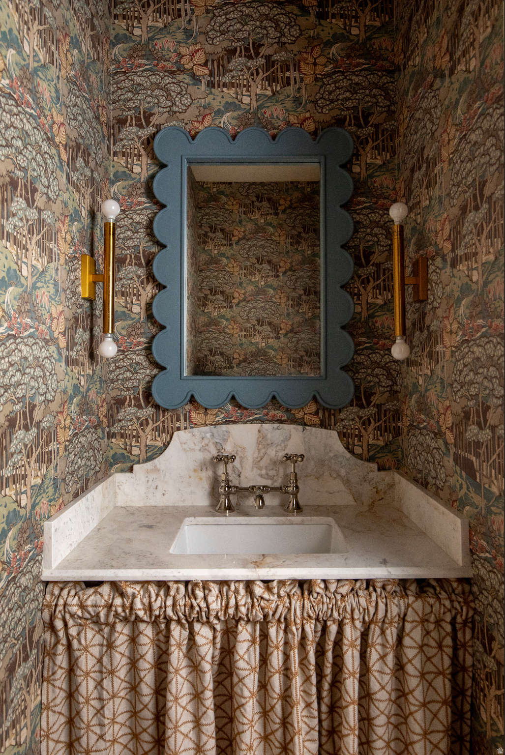 DAYBREAK - Residential