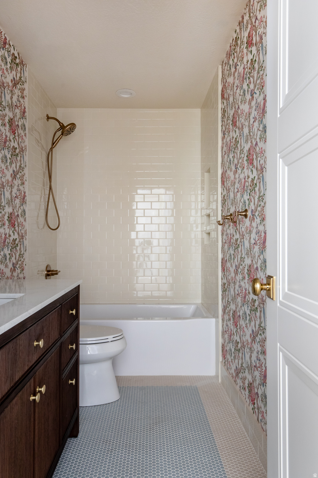 DAYBREAK - Residential