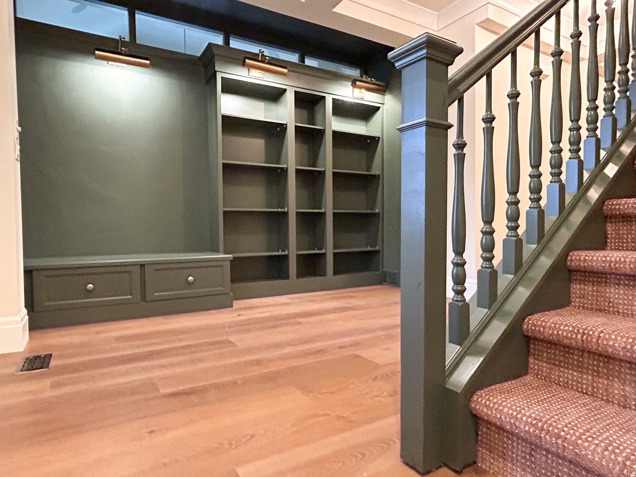 DAYBREAK - Residential