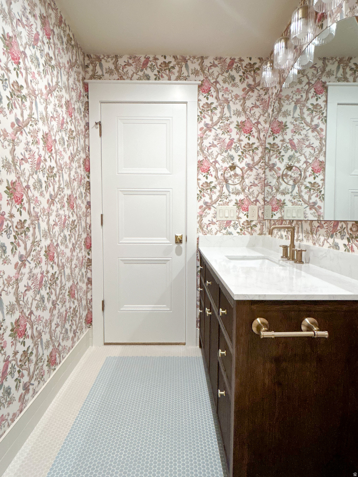 DAYBREAK - Residential