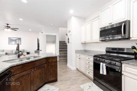 Tiny photo for 3352 W 625 S, Syracuse, UT 84075 (MLS # 2179006)