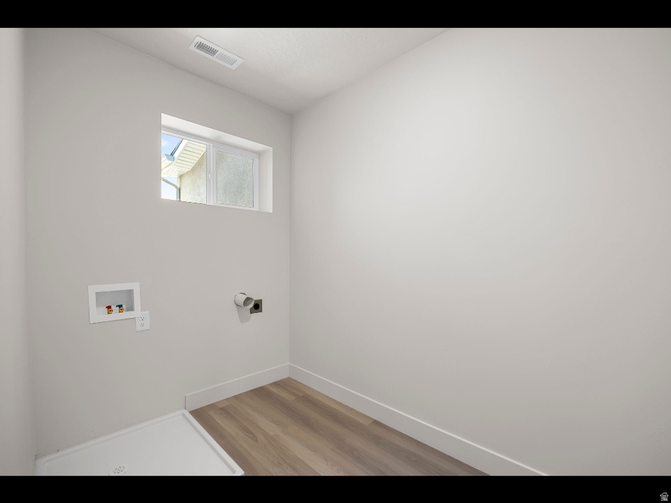 MAPLETON VILLAGE - Residential