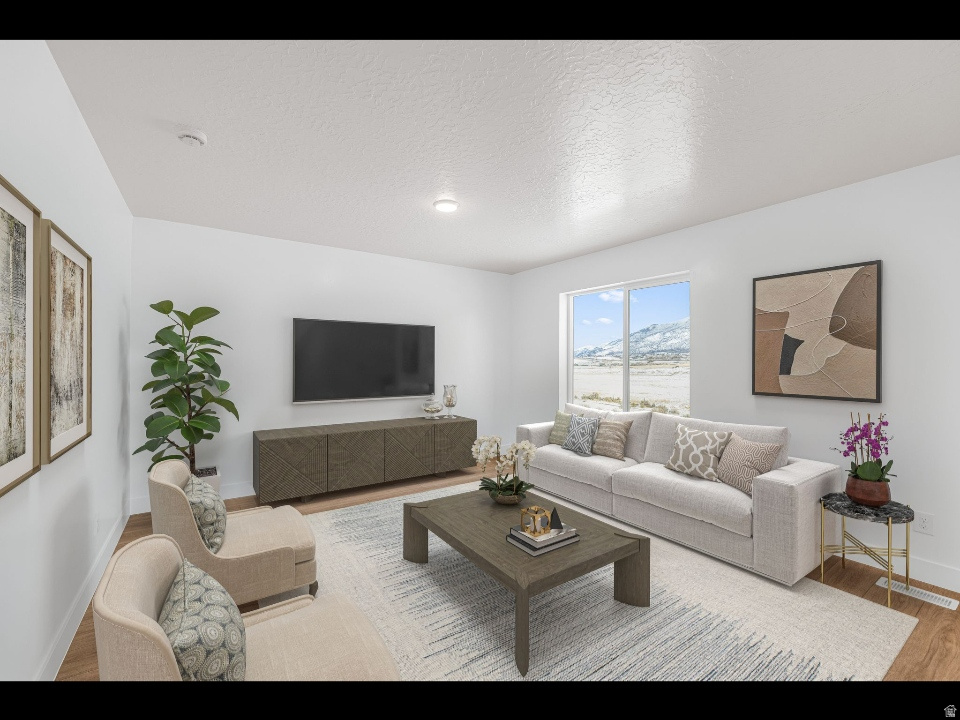 MAPLETON VILLAGE - Residential