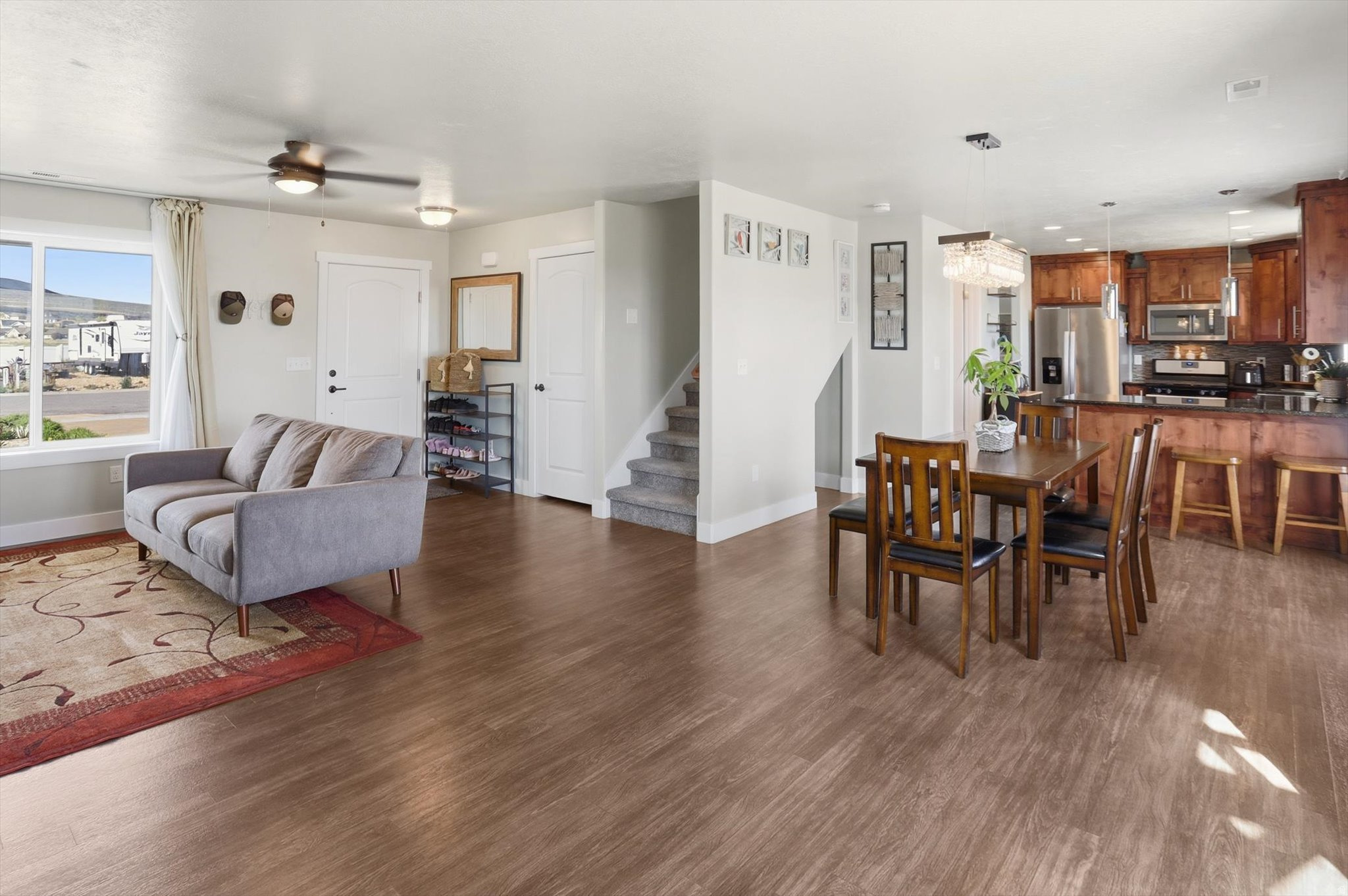 RIVER VALLEY - Residential