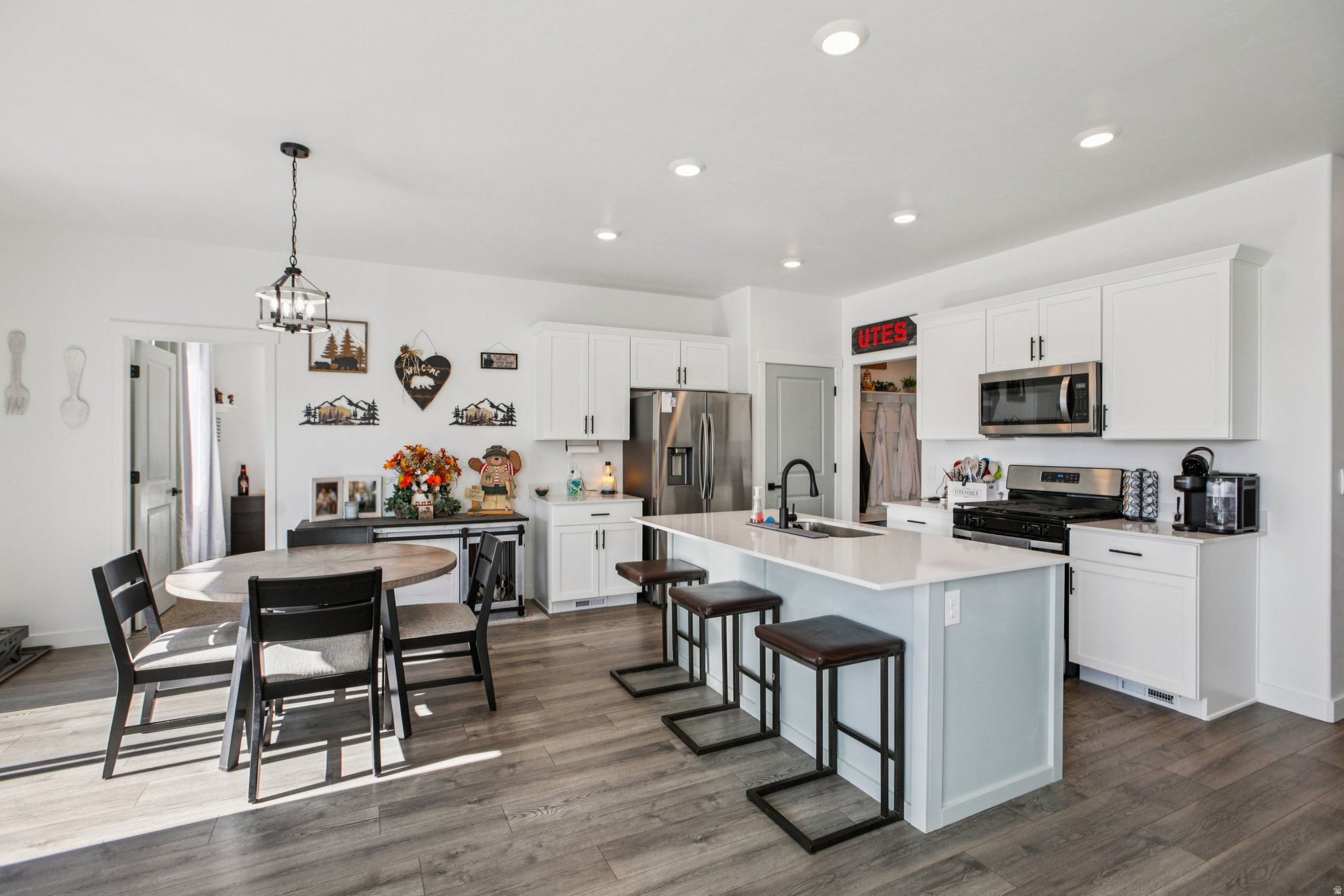 LITTLE VALLEY GATEWAY - Residential