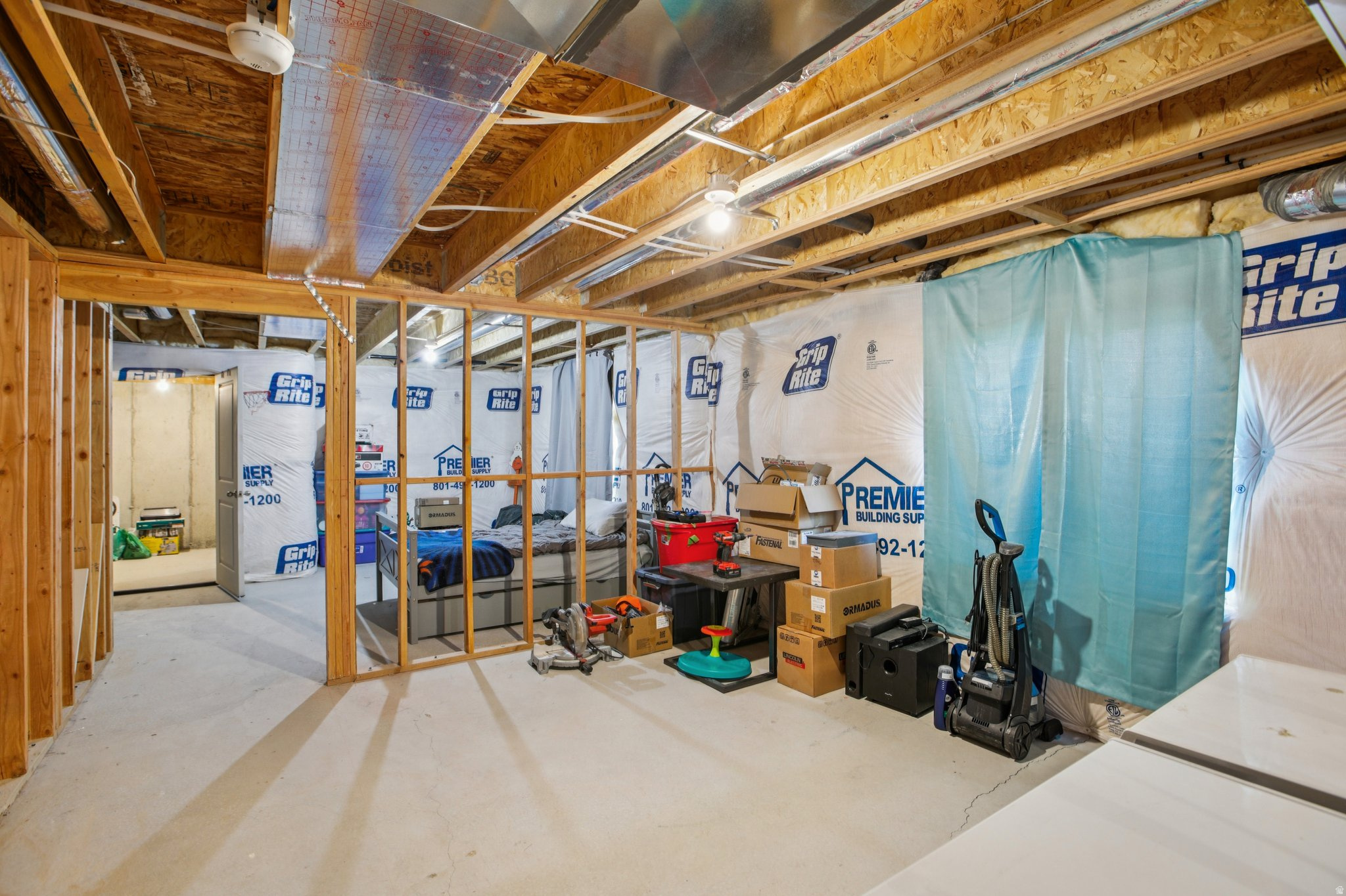 LITTLE VALLEY GATEWAY - Residential