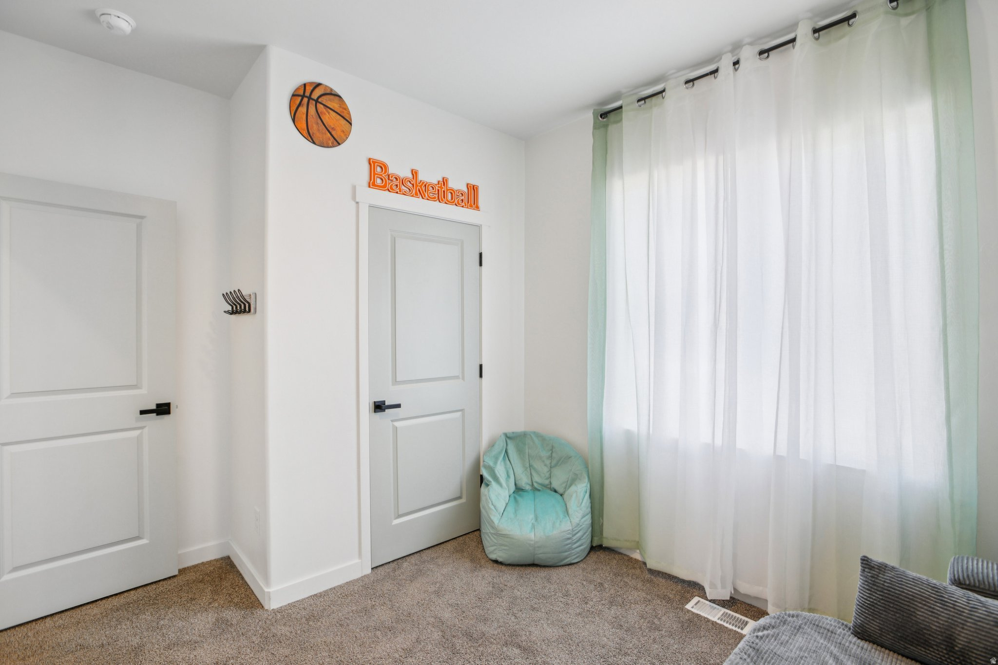 LITTLE VALLEY GATEWAY - Residential