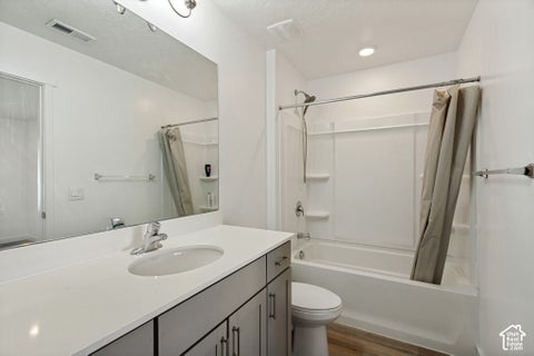 Tiny photo for 946 W FOXRUN AVE, Santaquin, UT 84655 (MLS # 2187269)