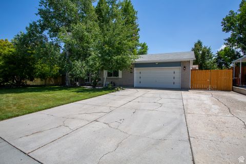 Tiny photo for 5183 W CADENZA DR, West Jordan, UT 84081 (MLS # 2097253)