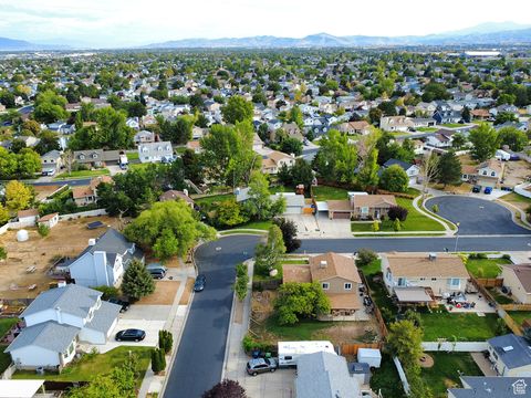 Tiny photo for 5183 W CADENZA DR, West Jordan, UT 84081 (MLS # 2097253)