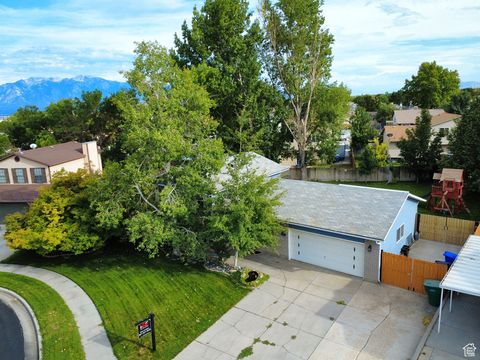 Tiny photo for 5183 W CADENZA DR, West Jordan, UT 84081 (MLS # 2097253)
