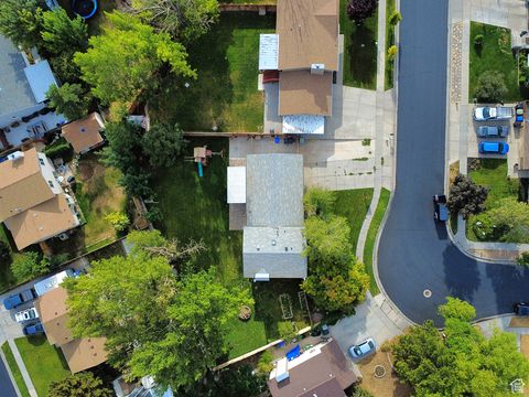 Tiny photo for 5183 W CADENZA DR, West Jordan, UT 84081 (MLS # 2097253)