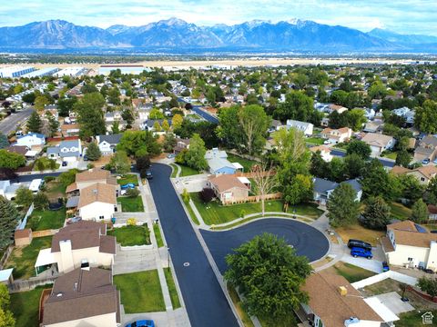 Tiny photo for 5183 W CADENZA DR, West Jordan, UT 84081 (MLS # 2097253)