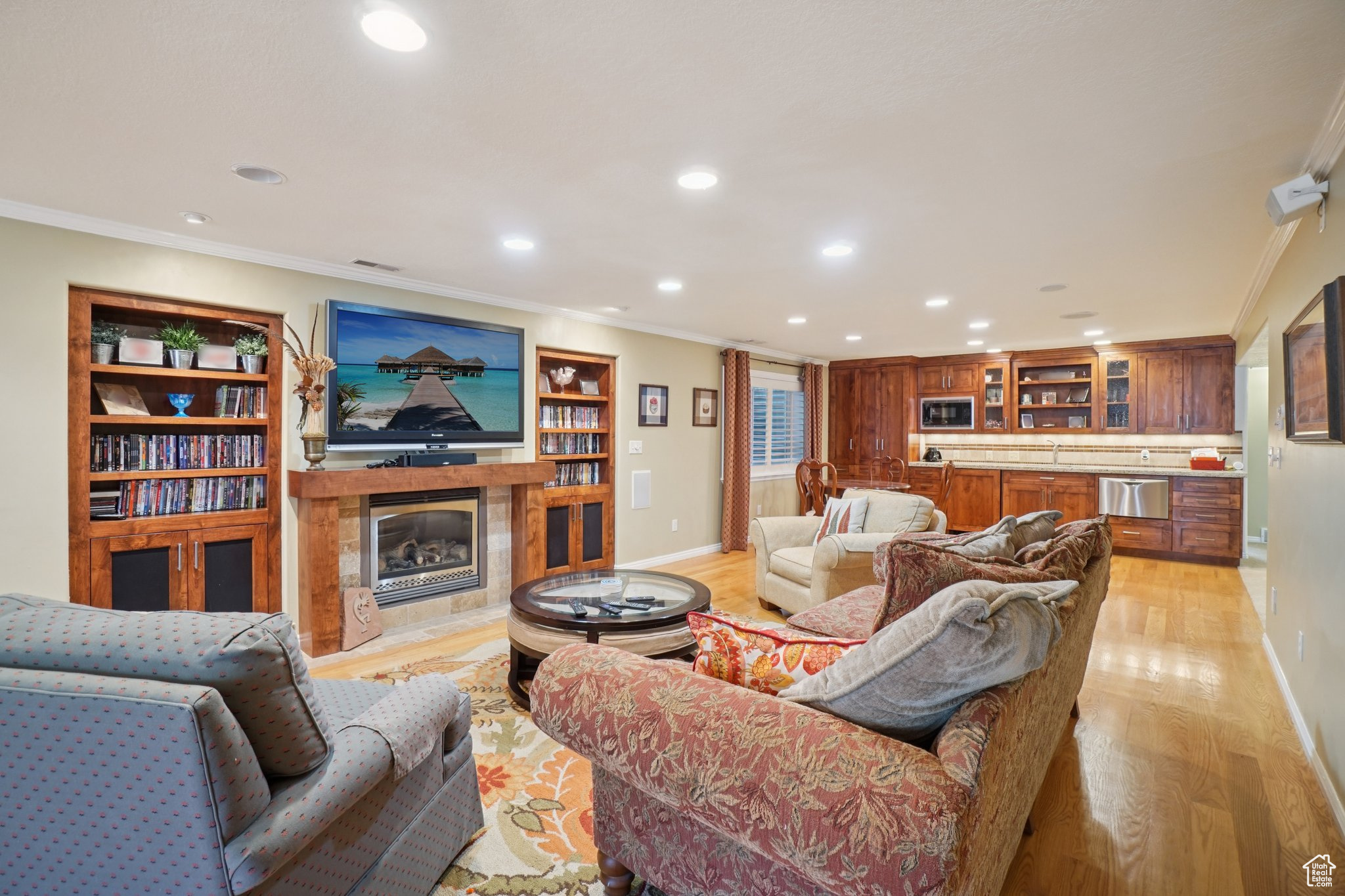 CHARTER POINTE - Residential