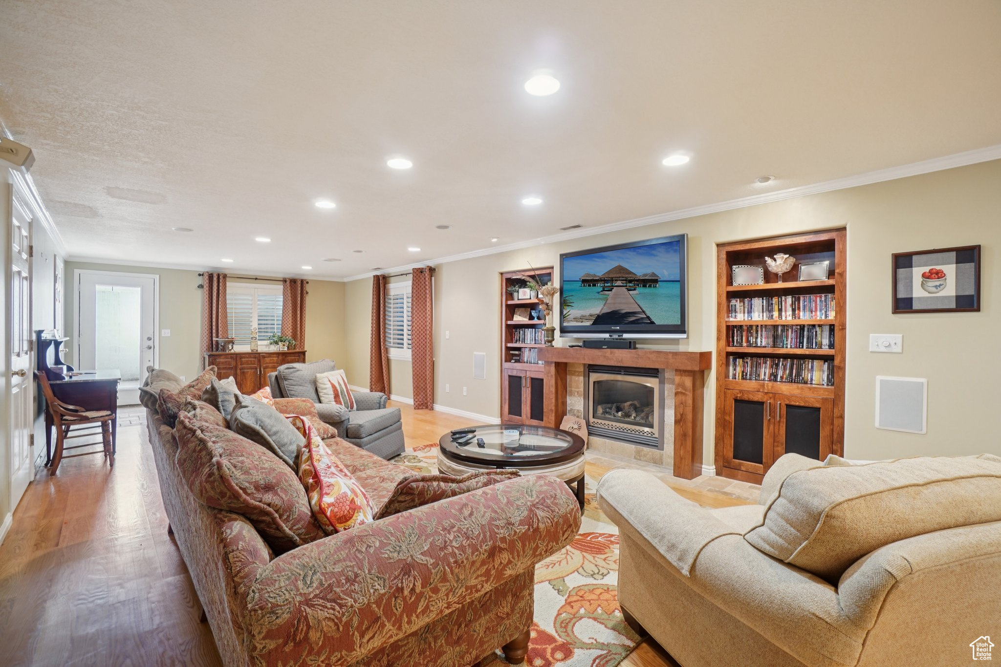CHARTER POINTE - Residential