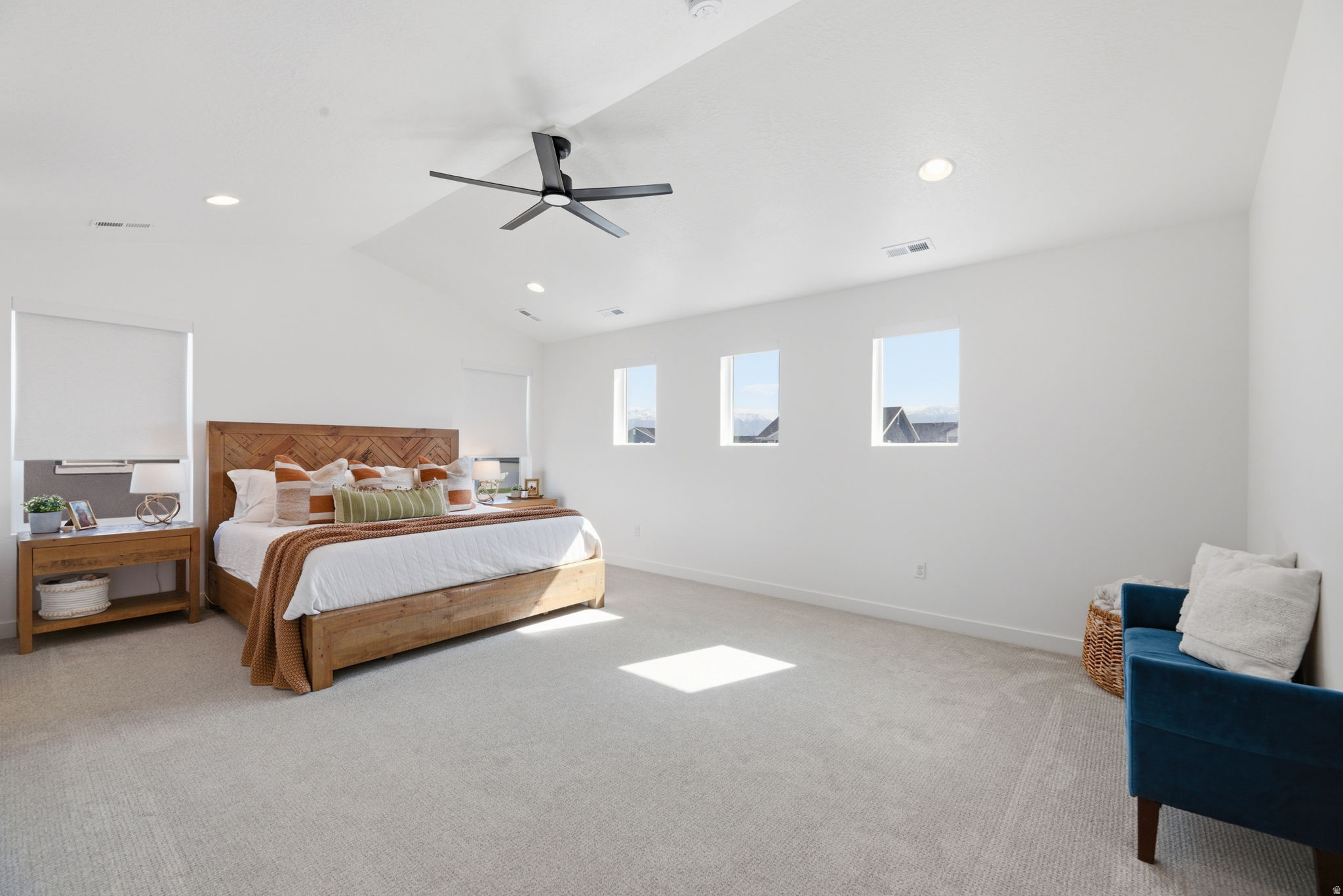 CREEKSHIDE  AT SHORELINE - Residential