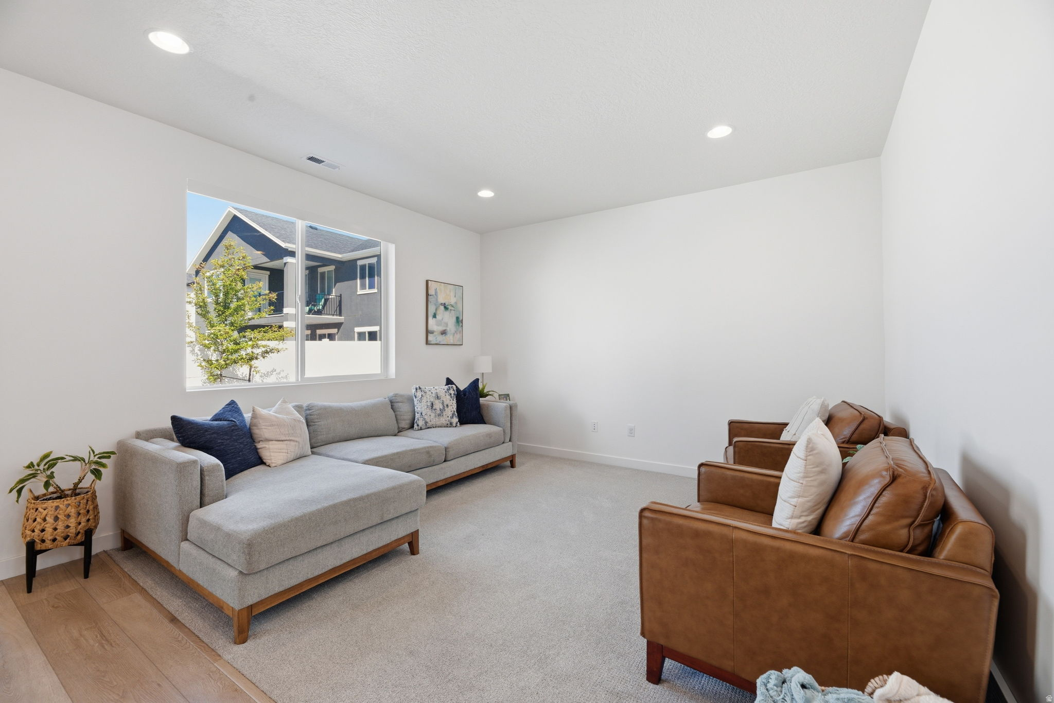 CREEKSHIDE  AT SHORELINE - Residential