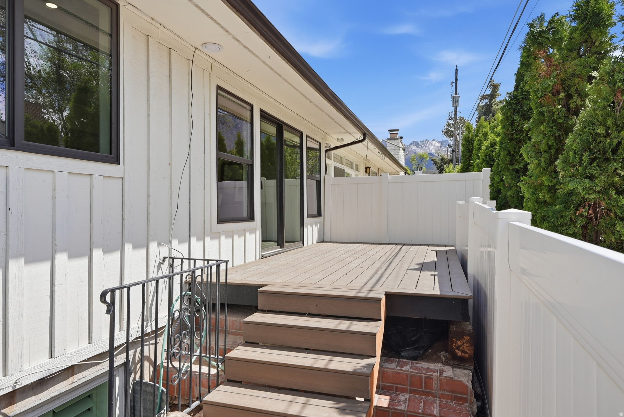 MERVILLA CONDM - Residential