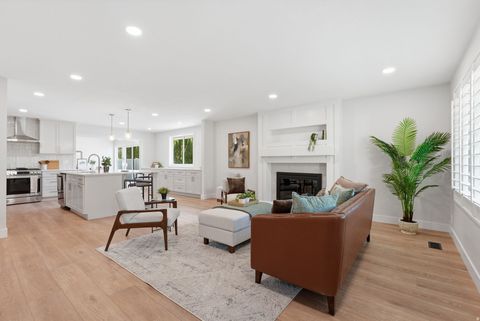 Photo of 4608 S LOCUST LN, Holladay, UT 84117 (MLS # 2154680)