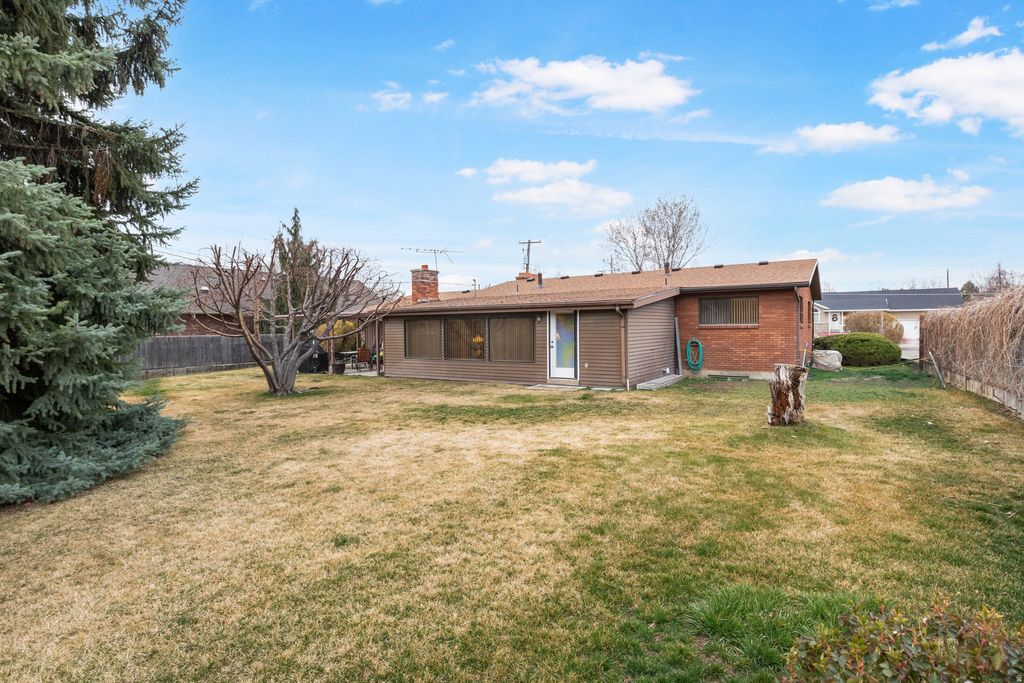 Photo of 350 N 500 E, American Fork, UT 84003 (MLS # 2144051)