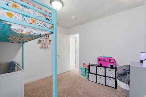 Tiny photo for 1596 W PARKVIEW DR, Syracuse, UT 84075 (MLS # 2127168)