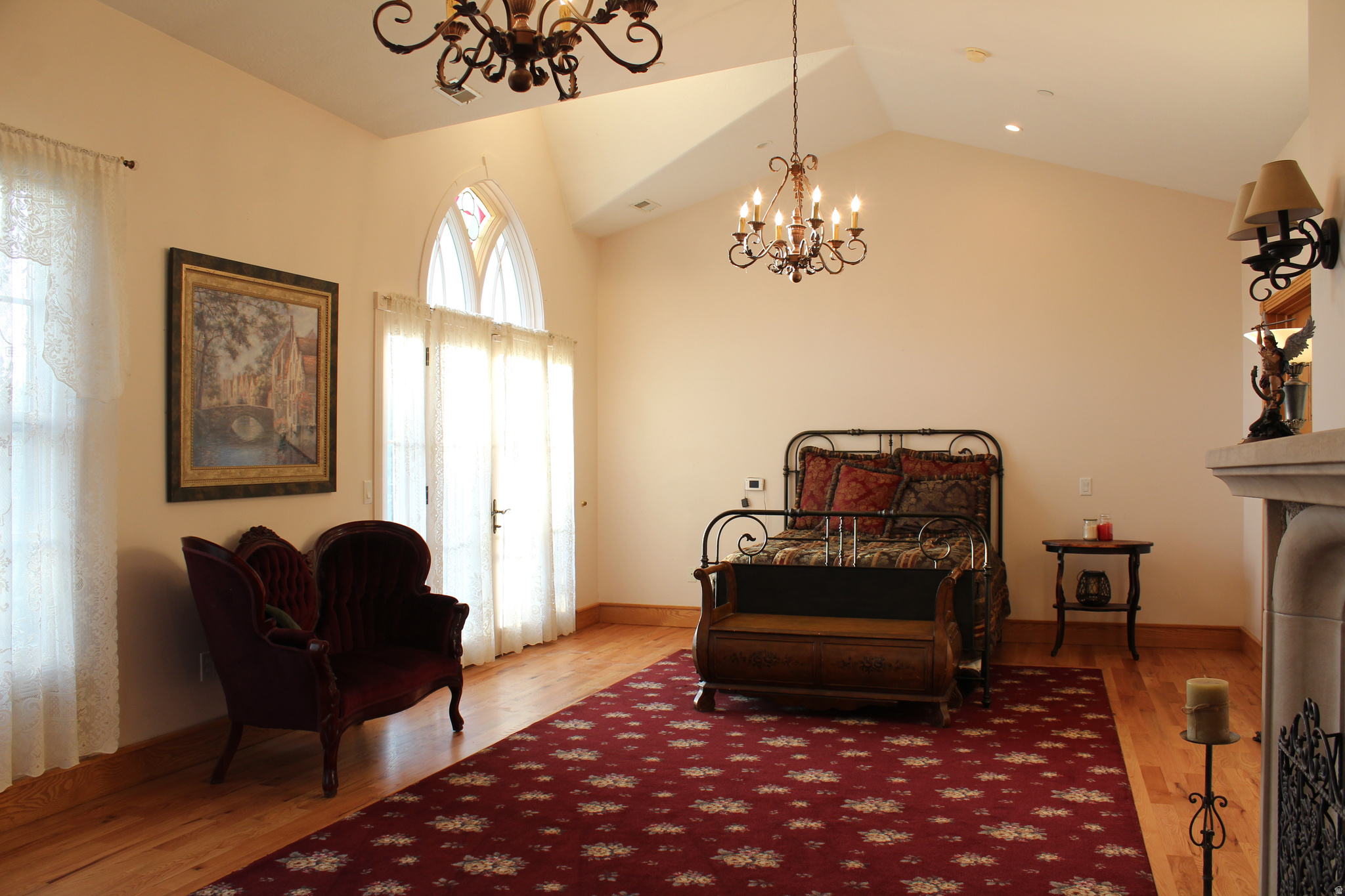 EQUESTRIAN ESTATES - Residential