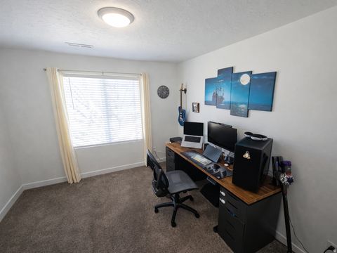 Tiny photo for 338 N STARBOARD LN, Saratoga Springs, UT 84045 (MLS # 2145116)